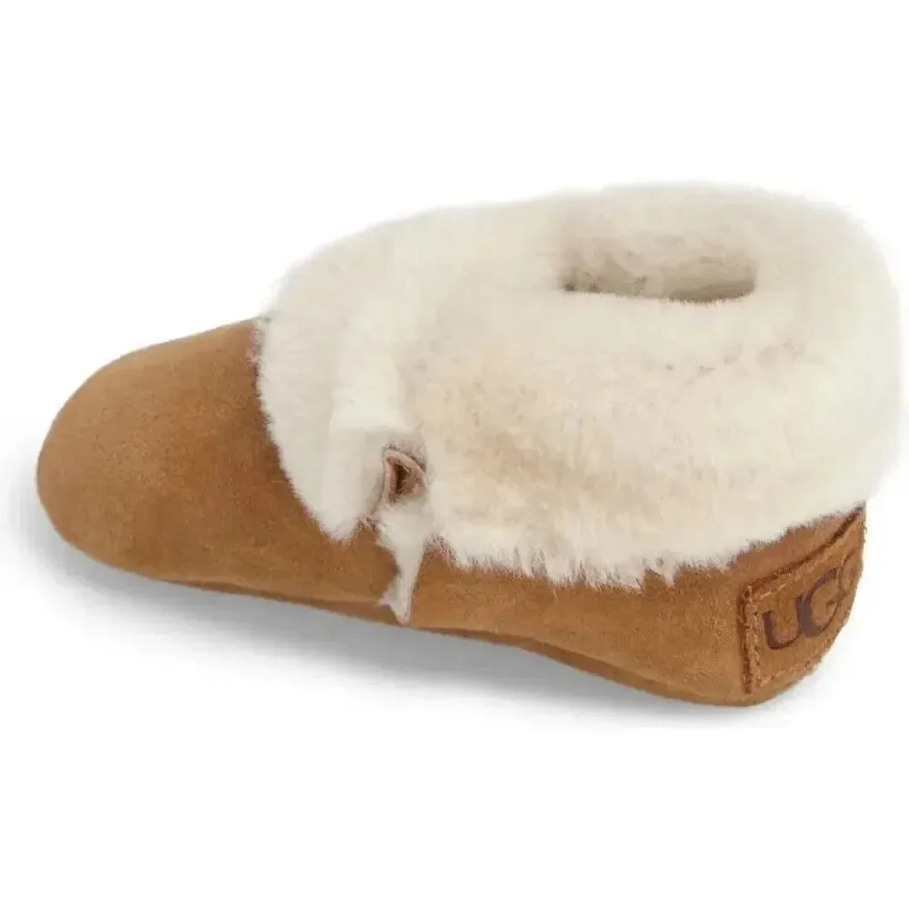 UGG Solvi 1017193I Infant Chestnut Sheepskin Low Top Casual Cuffed Boot UGG285